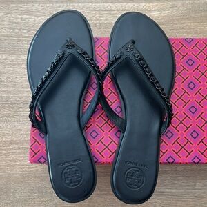 Tory Burch Everly Chain Thong